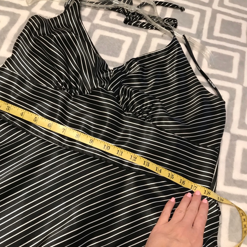 Black & silver stripe satin halter dress - Picture 5 of 7
